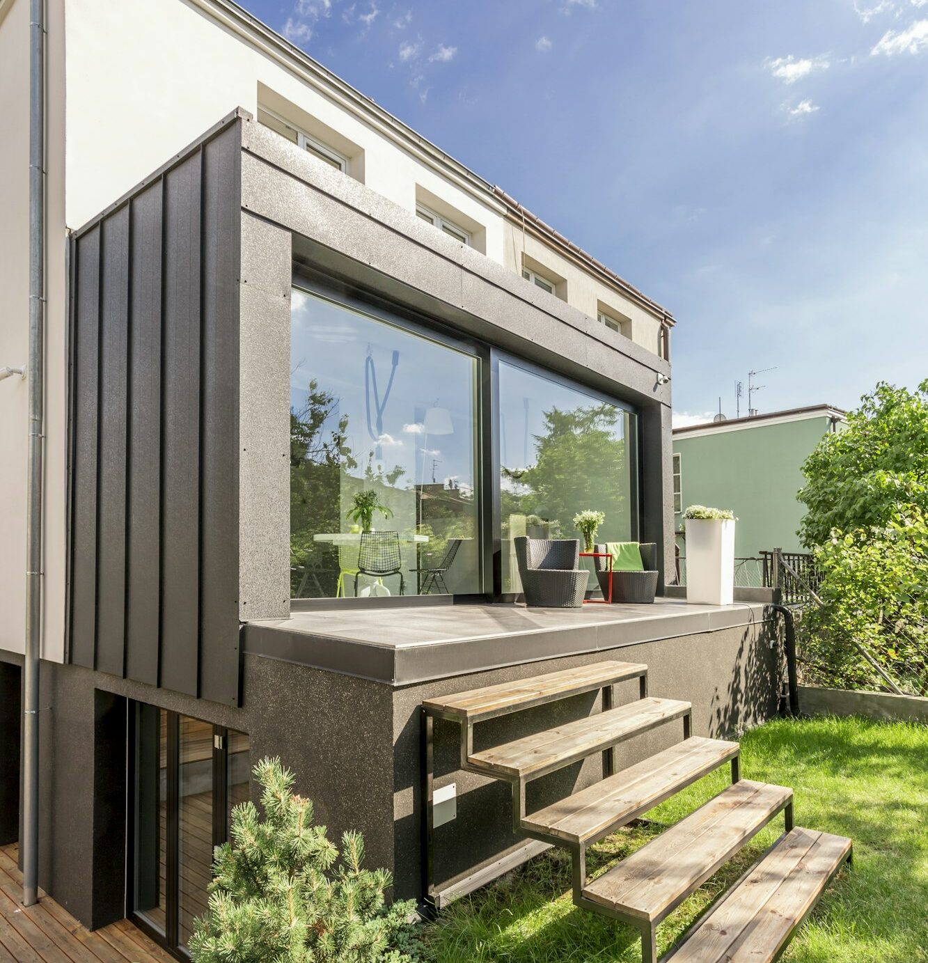 Detached house with a veranda